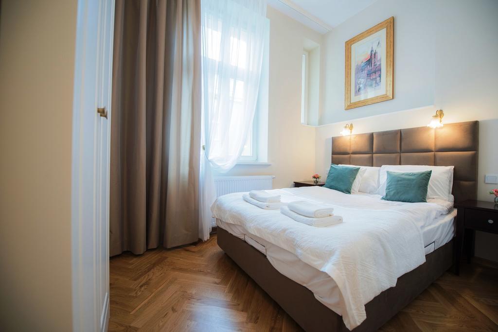 Mjz Apartments Old Town Cracovie Extérieur photo