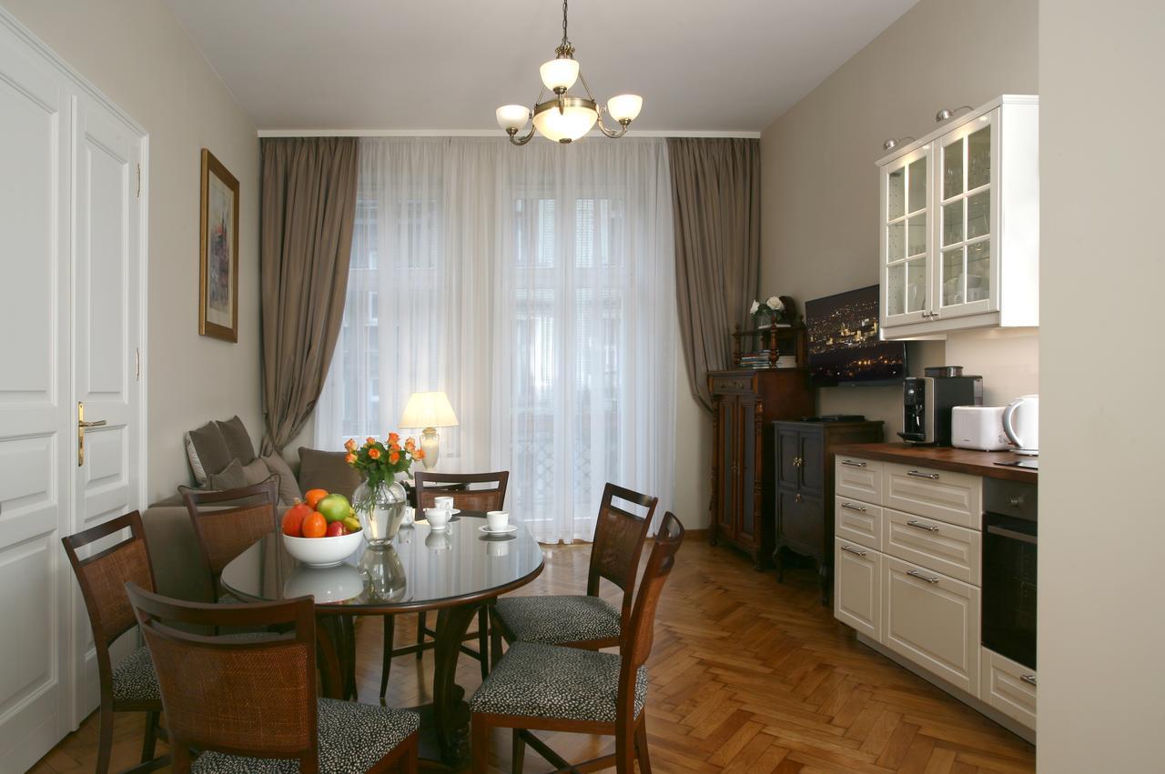 Mjz Apartments Old Town Cracovie Extérieur photo