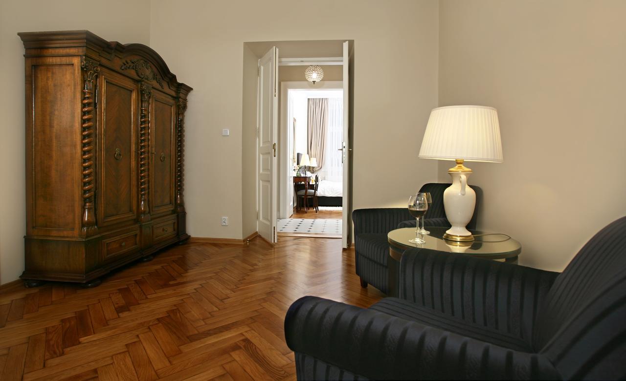 Mjz Apartments Old Town Cracovie Extérieur photo